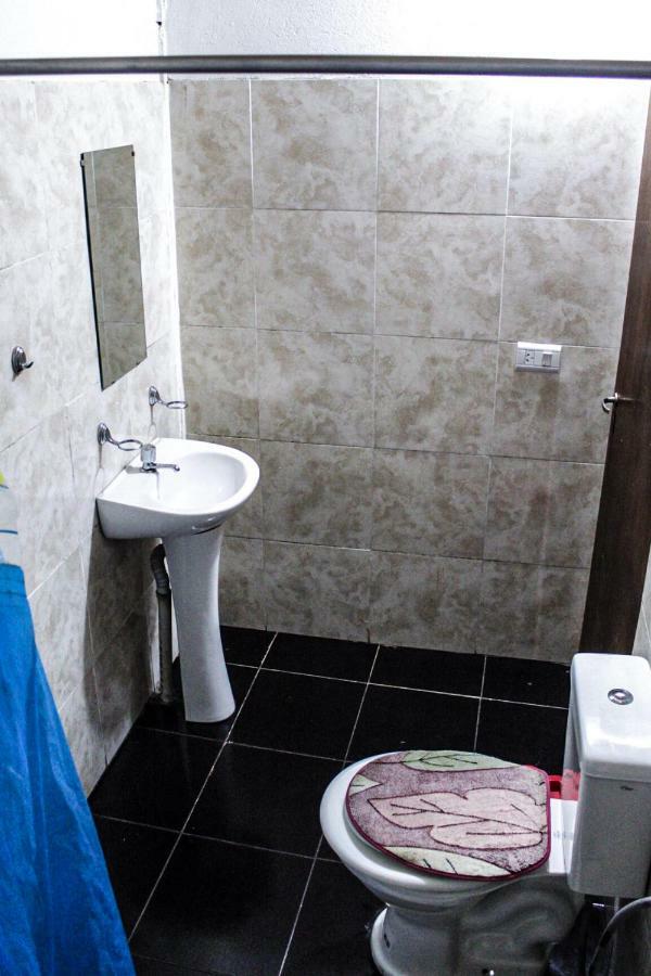 Krieger Haus Hostel Puerto Iguazu Ruang foto
